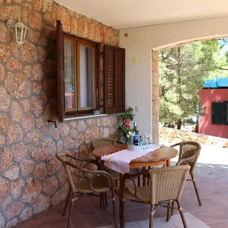 Apartment By The Sea Sveta Nedilja, Hvar - 110 *